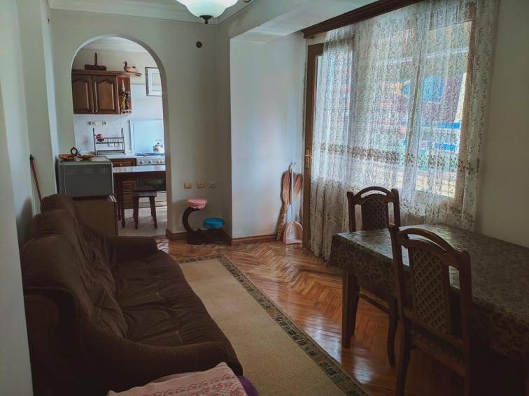 Giorgis Home Batumi Ngoại thất bức ảnh